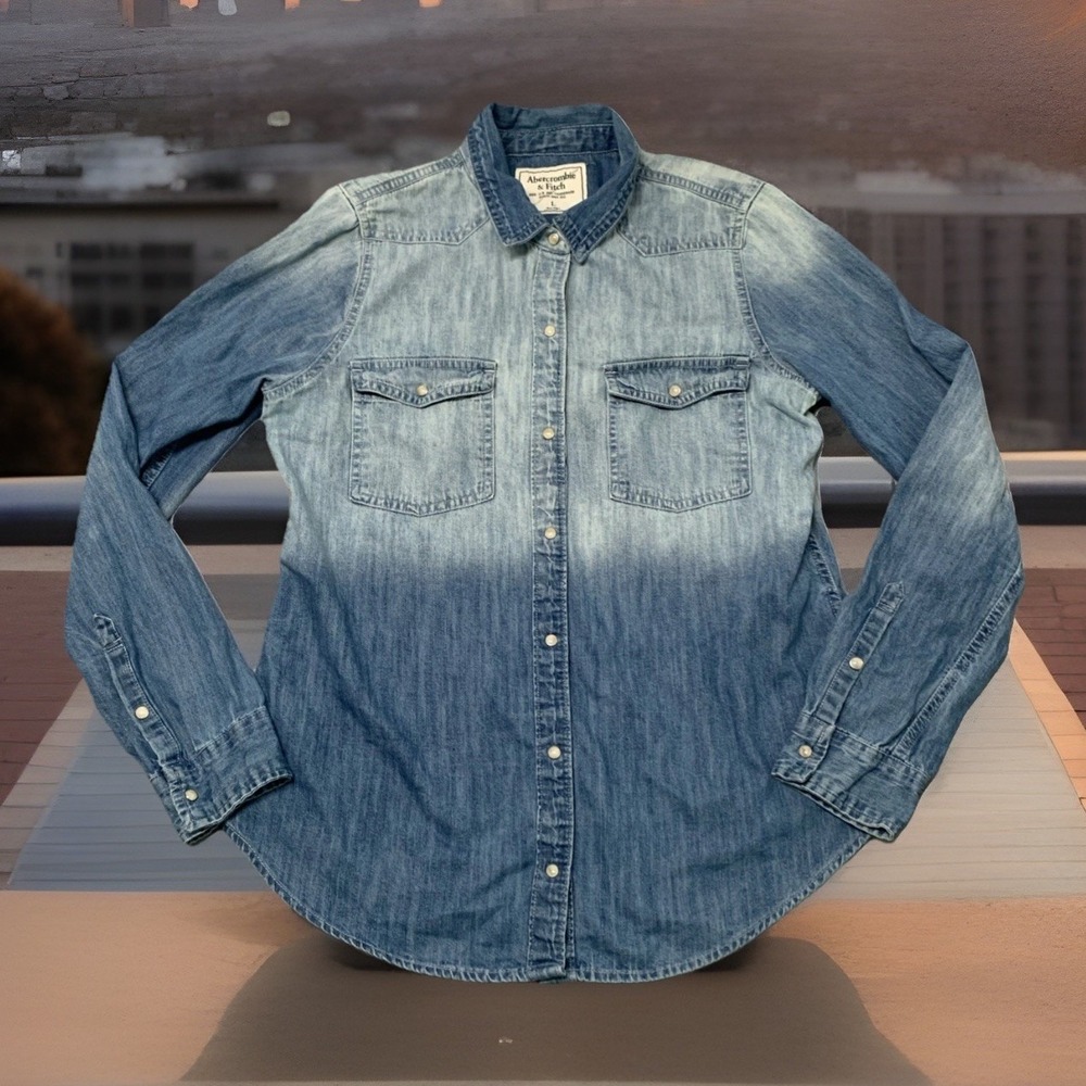 Abercrombie Fitch Denim Shirt Men L Chambray Ombré Pearl Snap Western Y2K Cowboy